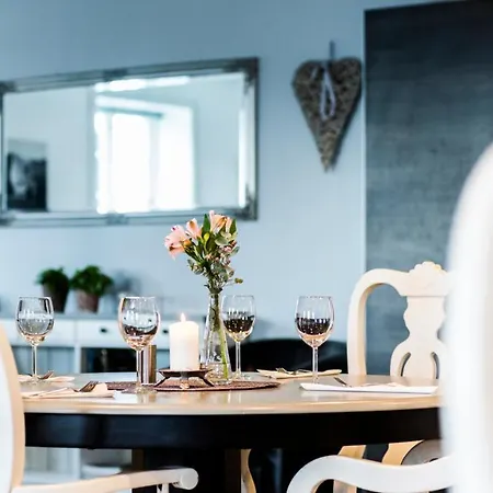 Szálloda Verkshotellet Jørpeland